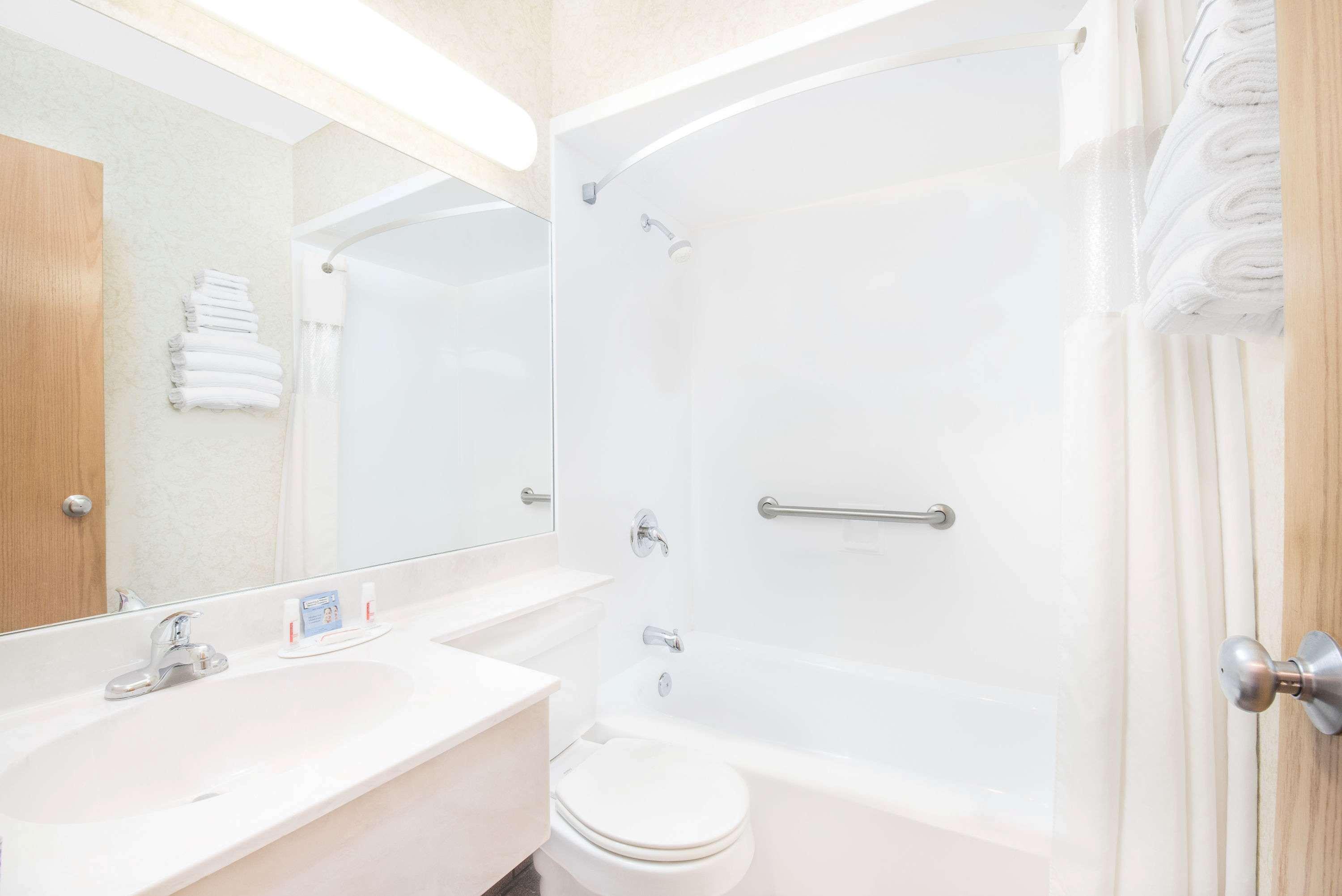 Days Inn By Wyndham West Rapid City Εξωτερικό φωτογραφία
