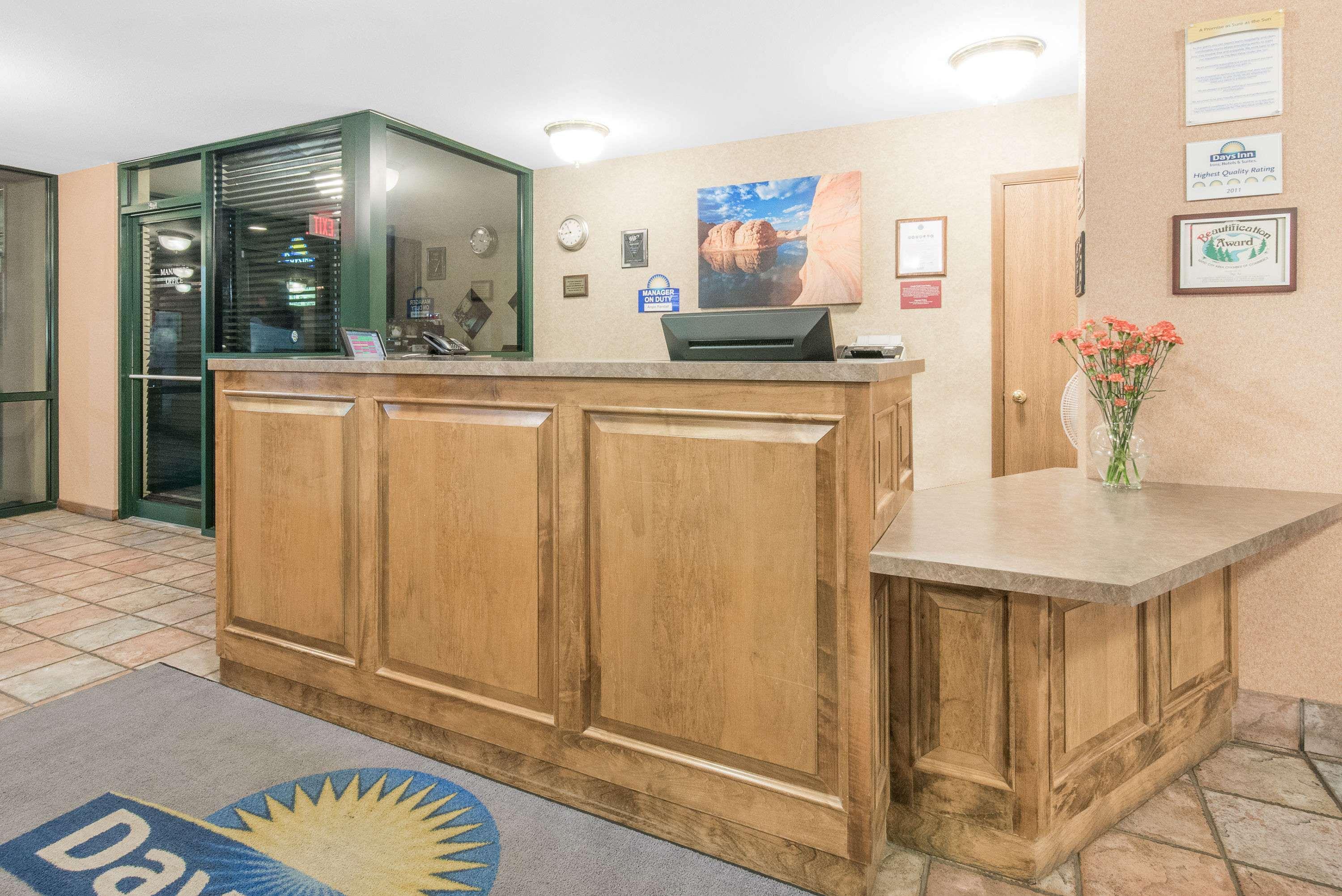 Days Inn By Wyndham West Rapid City Εξωτερικό φωτογραφία