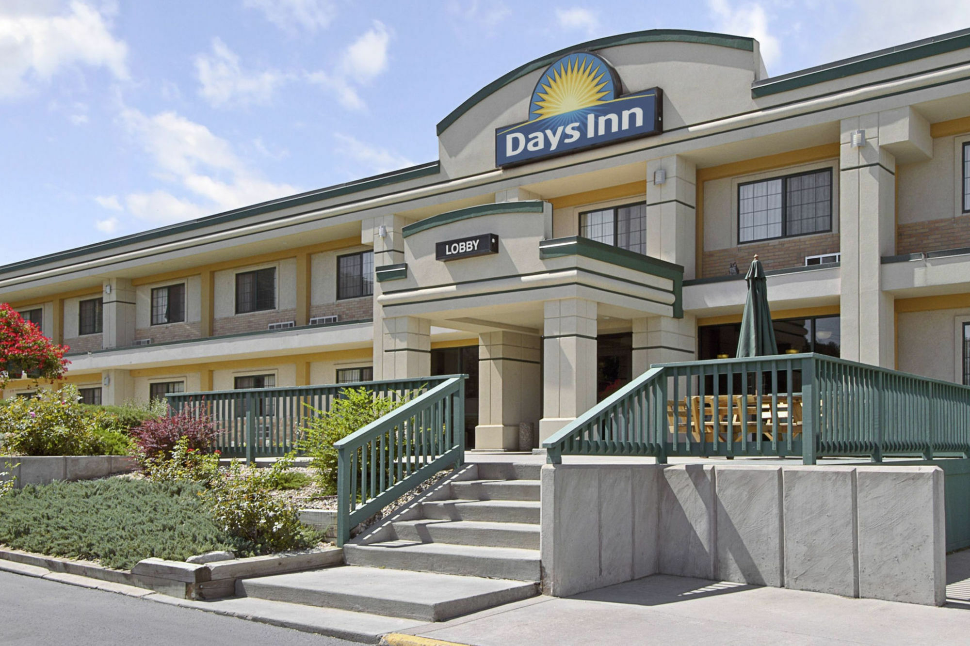 Days Inn By Wyndham West Rapid City Εξωτερικό φωτογραφία